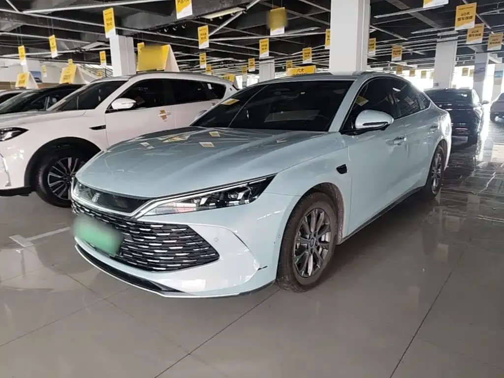 BYD Qin L — фото 10
