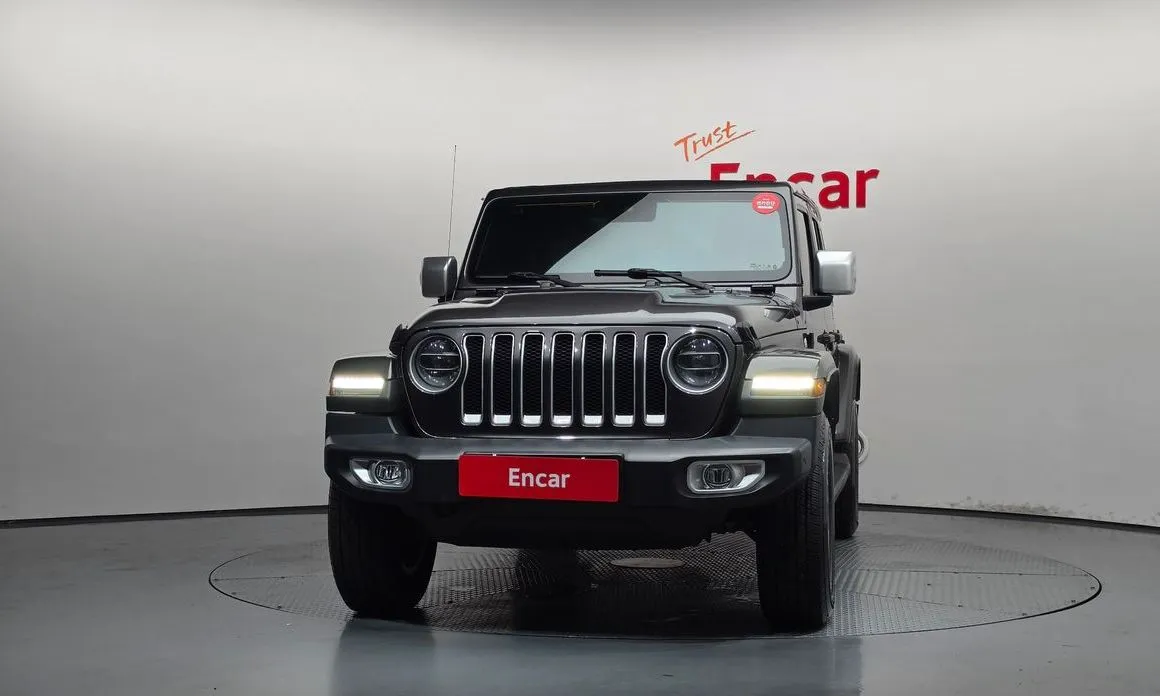 Jeep Wrangler — фото 7