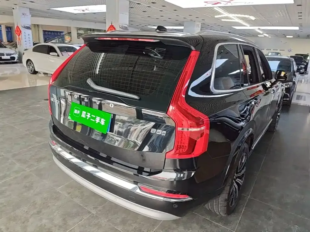 Volvo XC90 — фото 3