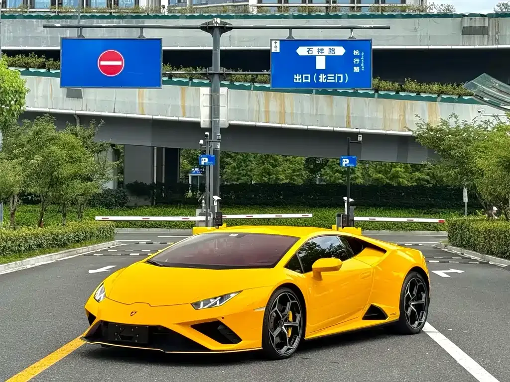 Lamborghini Huracan — фото 5