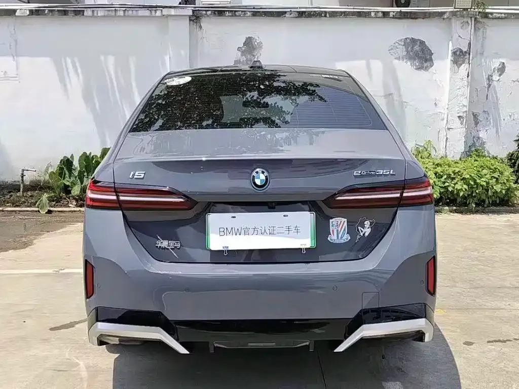 BMW i5 — фото 8