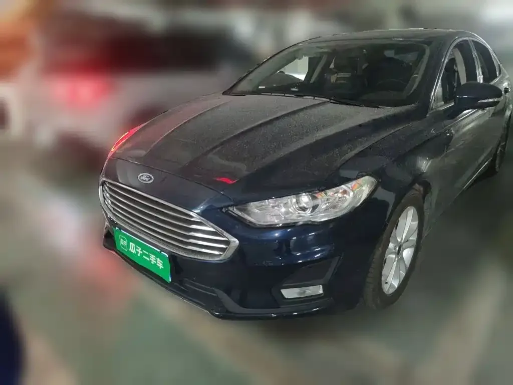 Ford Mondeo — фото 1