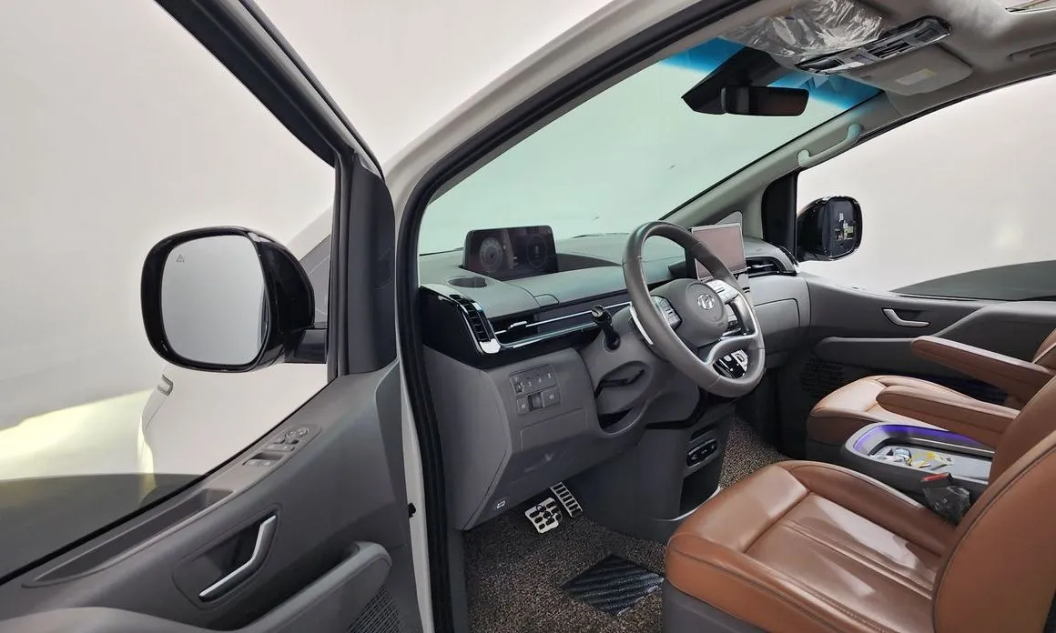 Hyundai Staria — фото 6