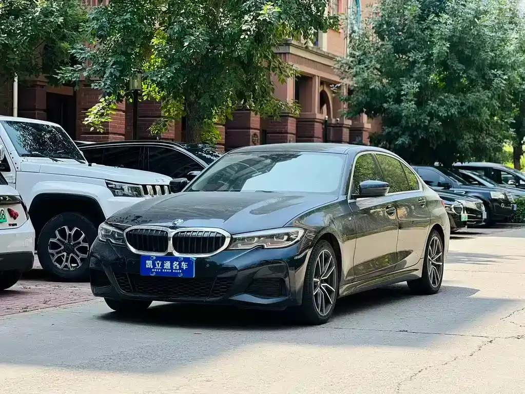 BMW 3 Series — фото 1