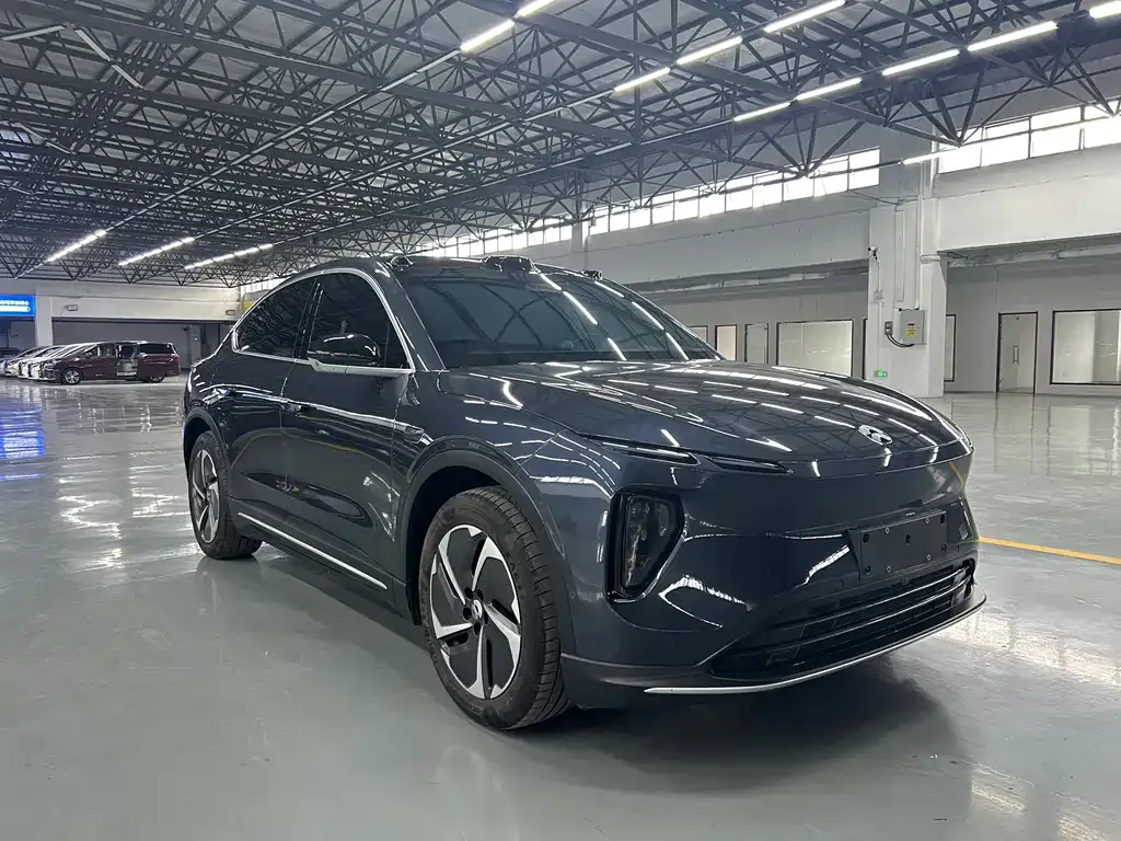 NIO EC6 — фото 9