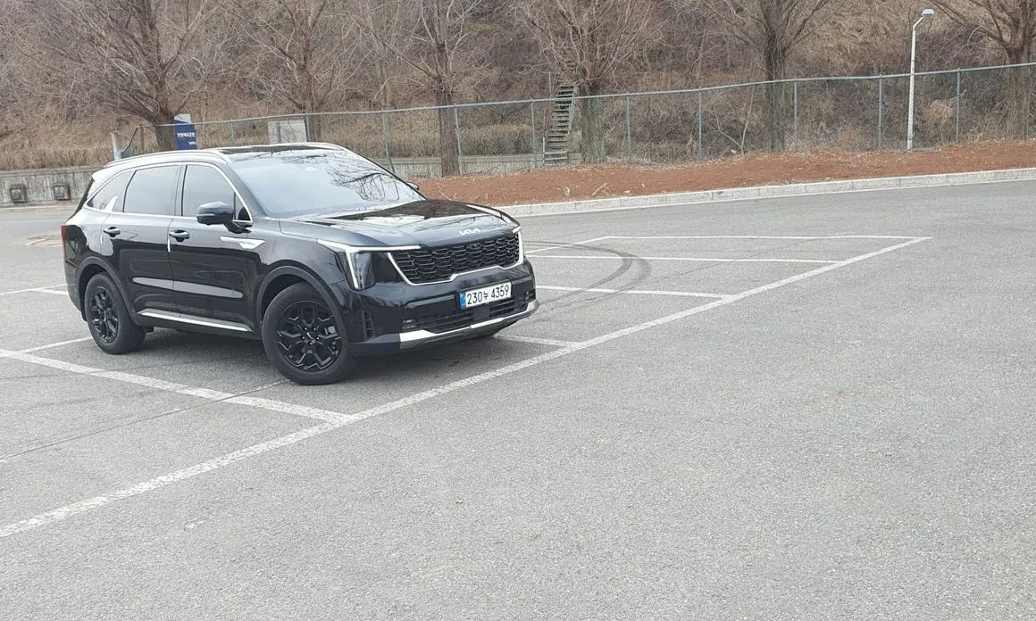 Kia Sorento — фото 1
