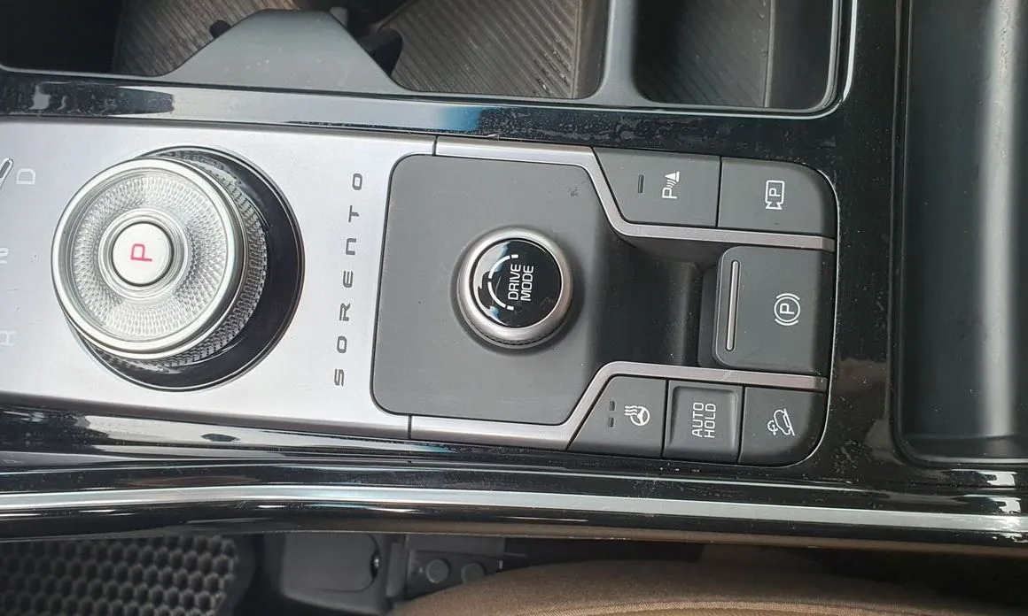 Kia Sorento — фото 3
