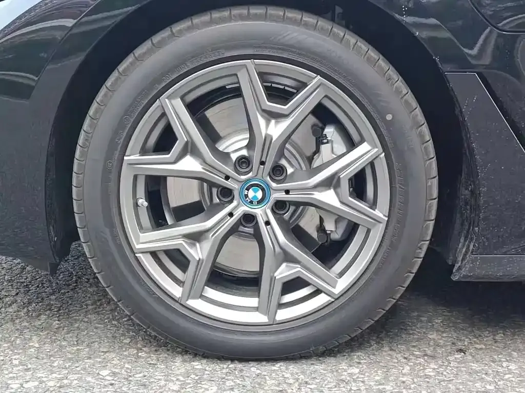 BMW i3 — фото 4