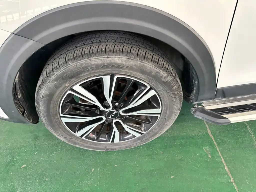 Kia KX1 — фото 5