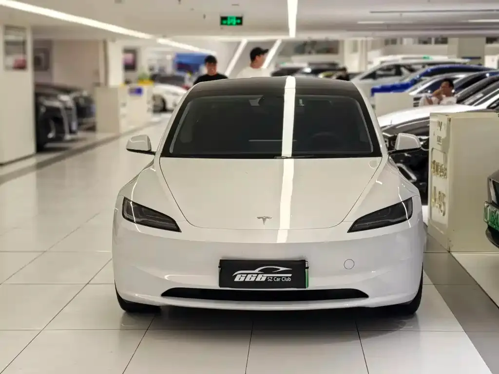 Tesla Model 3 — фото 3