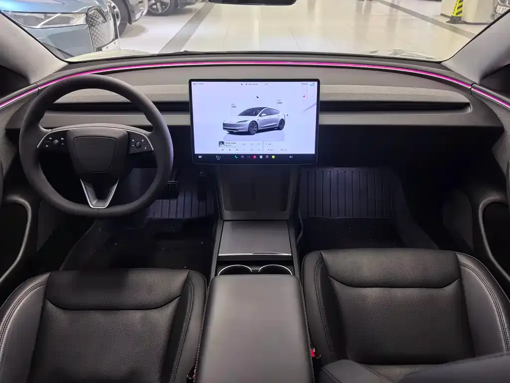 Tesla Model 3 — фото 7