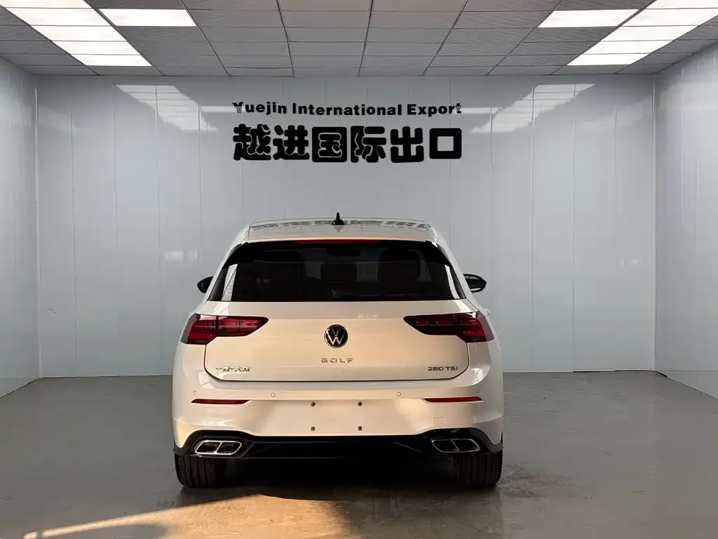 Volkswagen Golf — фото 6
