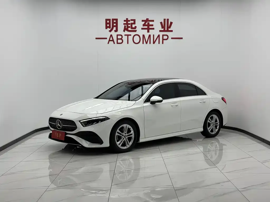 Mercedes-Benz A-Class — фото 1