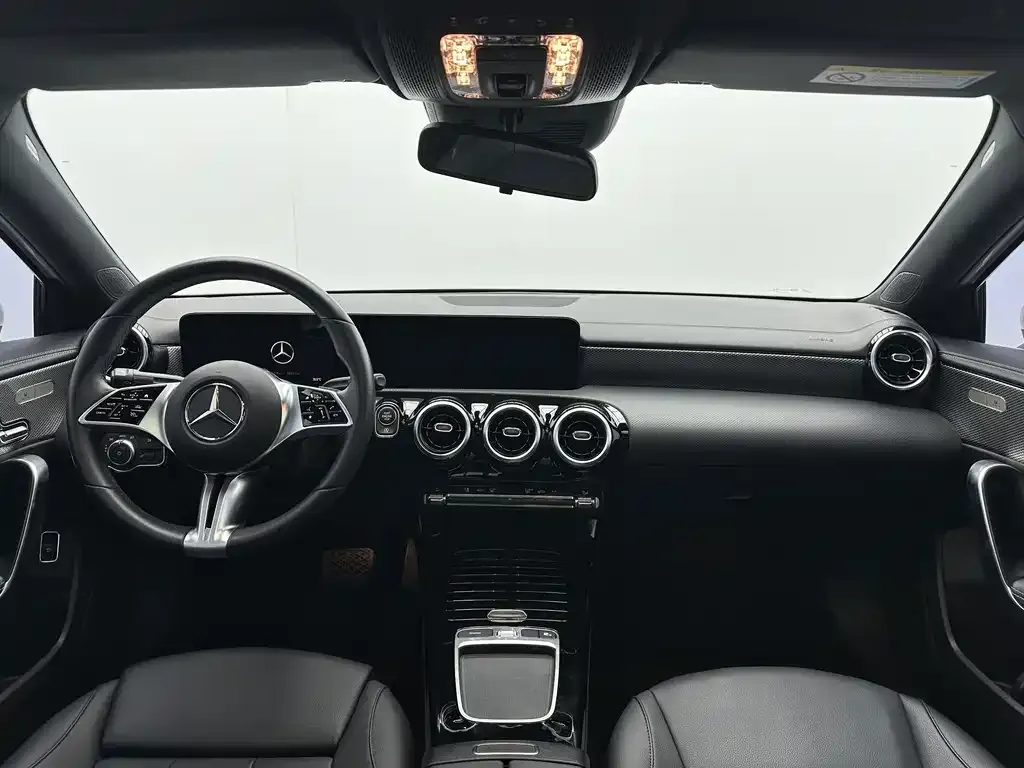 Mercedes-Benz A-Class — фото 5