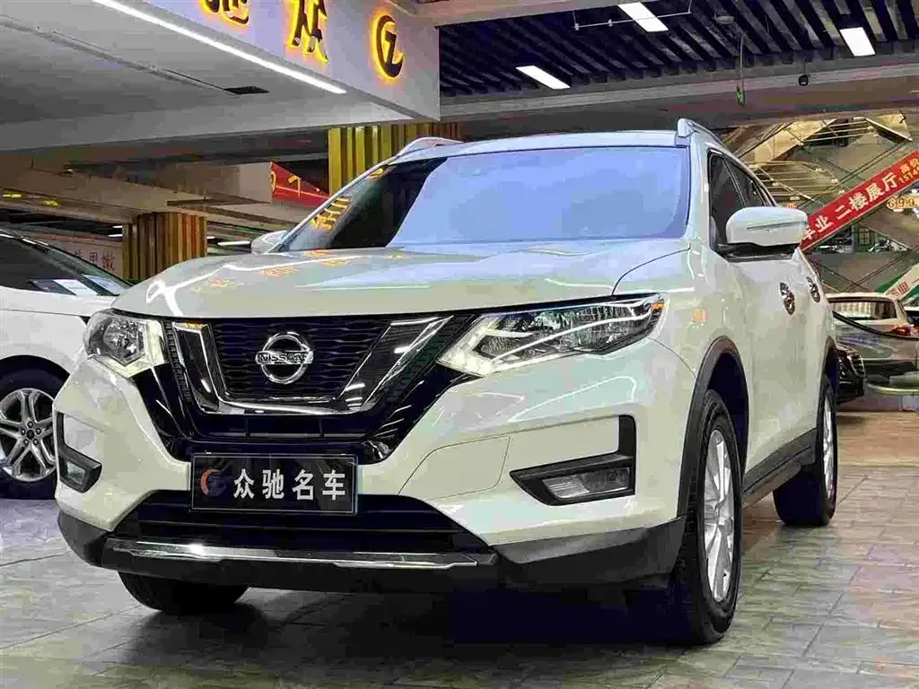 Nissan X-Trail — фото 5