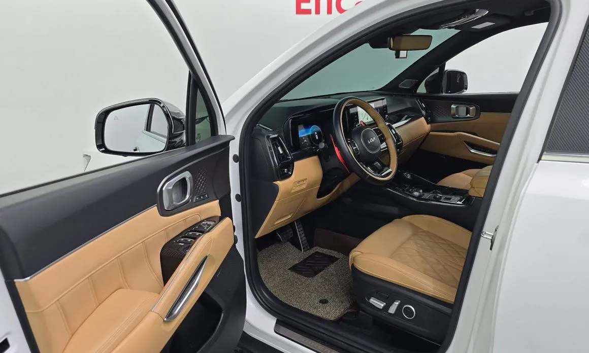 Kia Sorento — фото 5