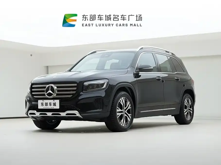 Mercedes-Benz GLB — фото 1