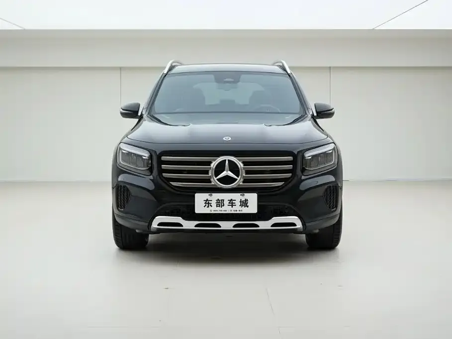Mercedes-Benz GLB — фото 10