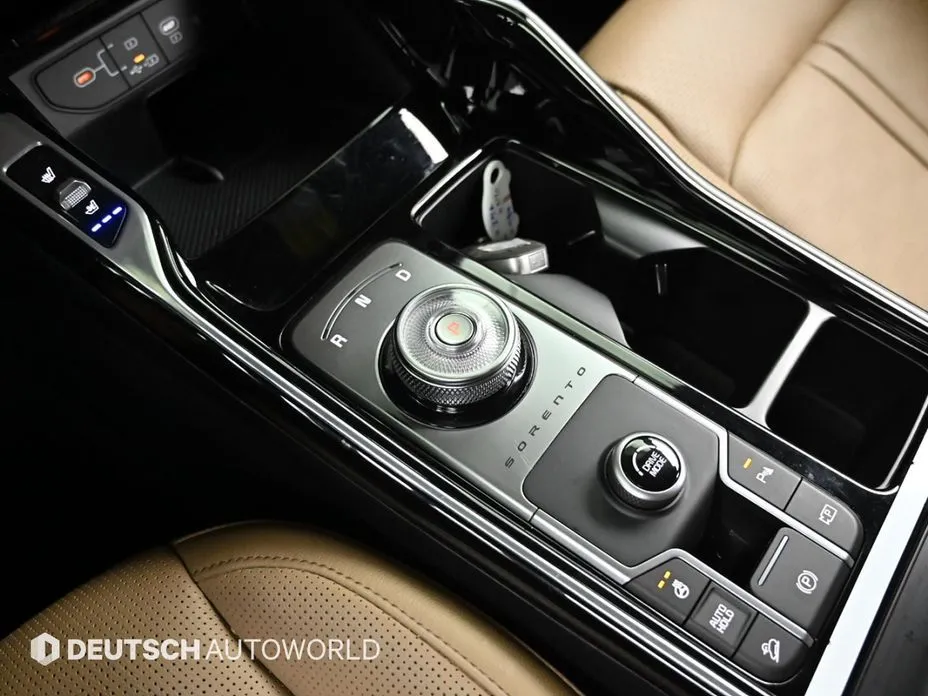 Kia Sorento — фото 8