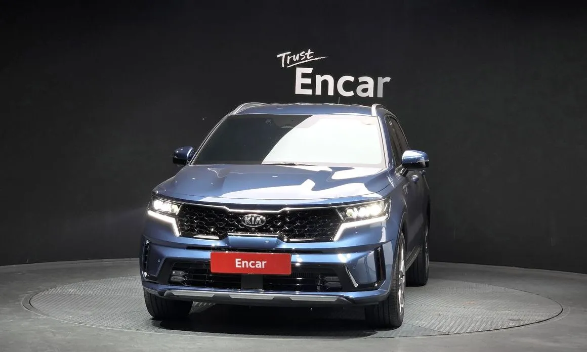 Kia Sorento — фото 5