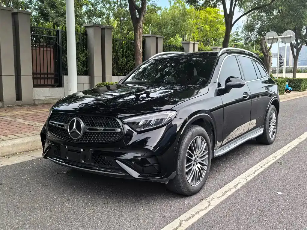 Mercedes-Benz GLC — фото 1