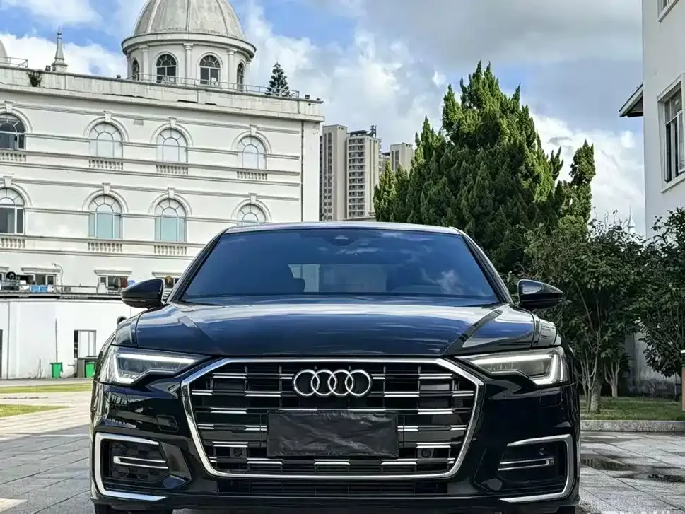 Audi A6L — фото 8