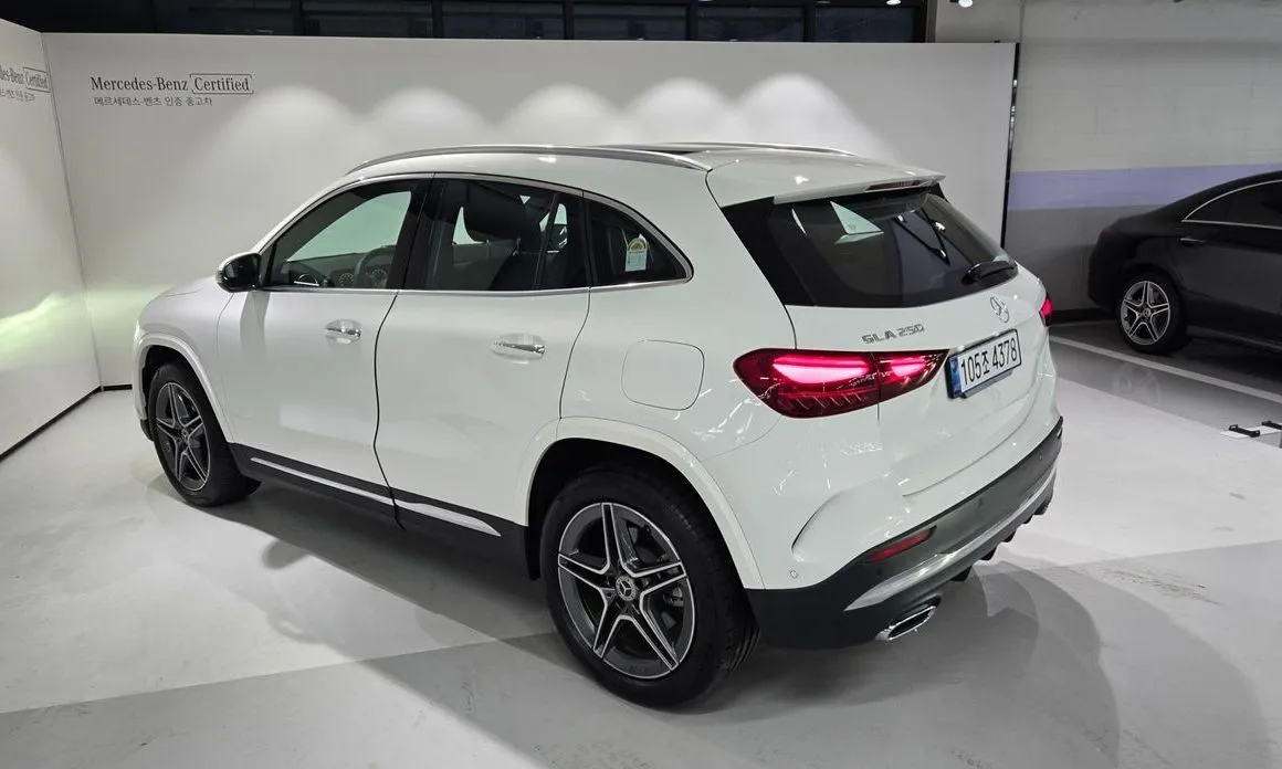 Mercedes-Benz GLA-Class — фото 7