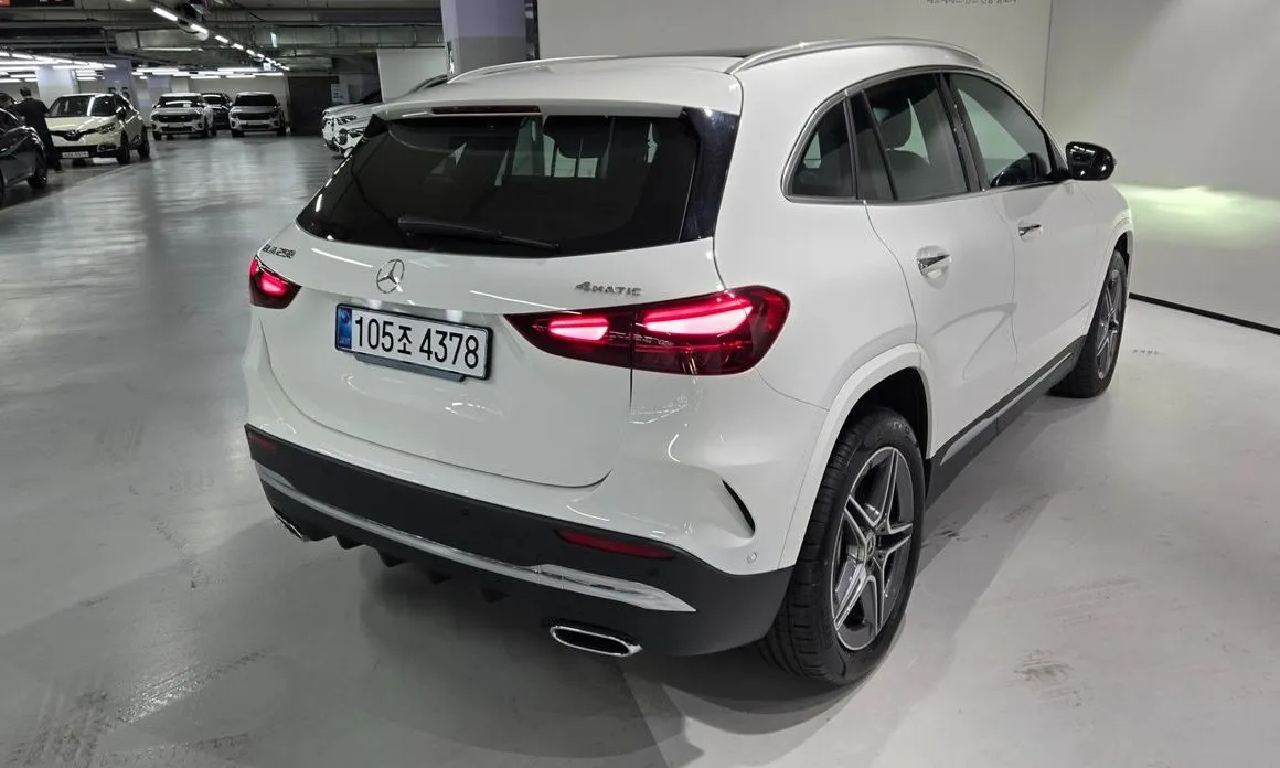 Mercedes-Benz GLA-Class — фото 6