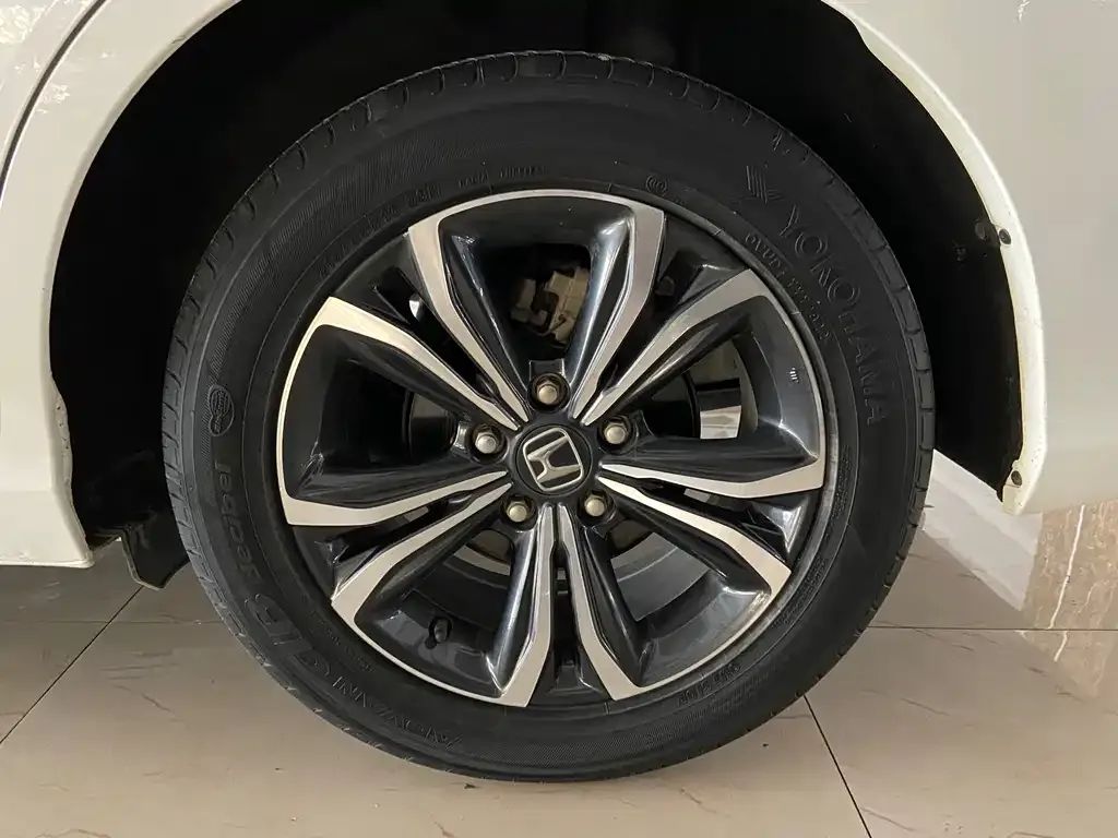 Honda Crider — фото 10