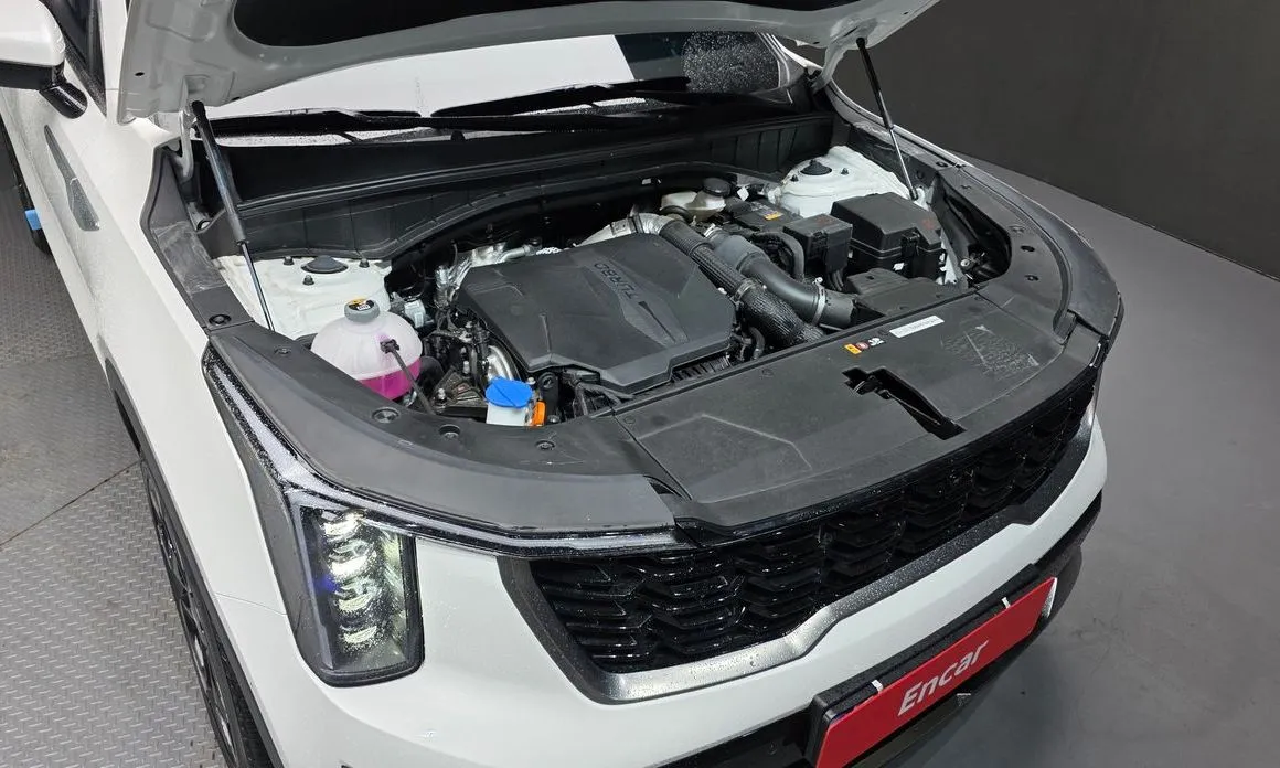 Kia Sorento — фото 8