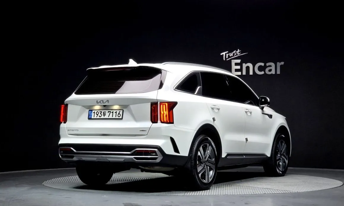 Kia Sorento — фото 4
