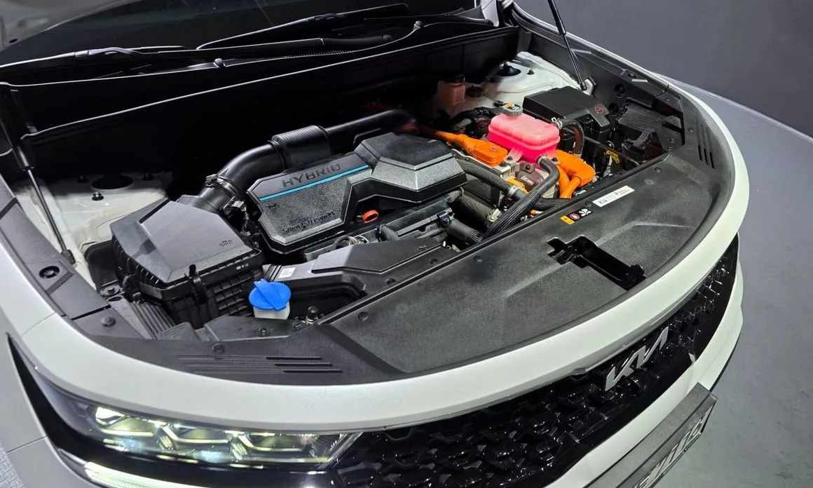 Kia Sorento — фото 7