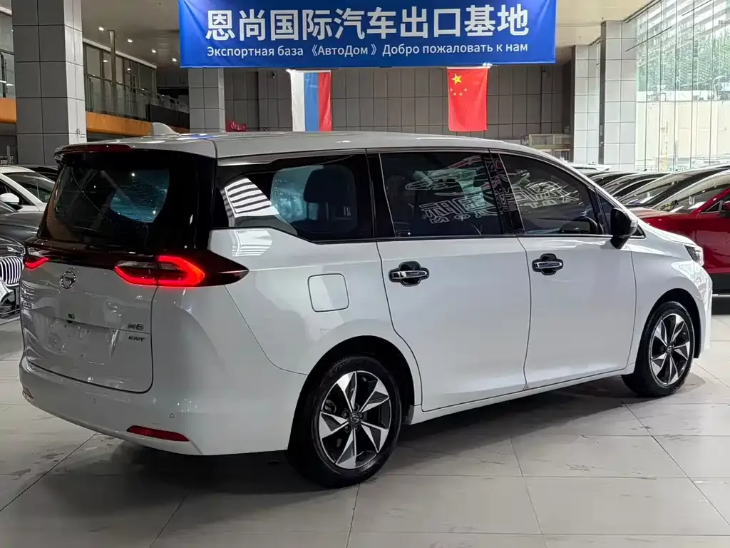 GAC Motor Trumpchi M6 — фото 3