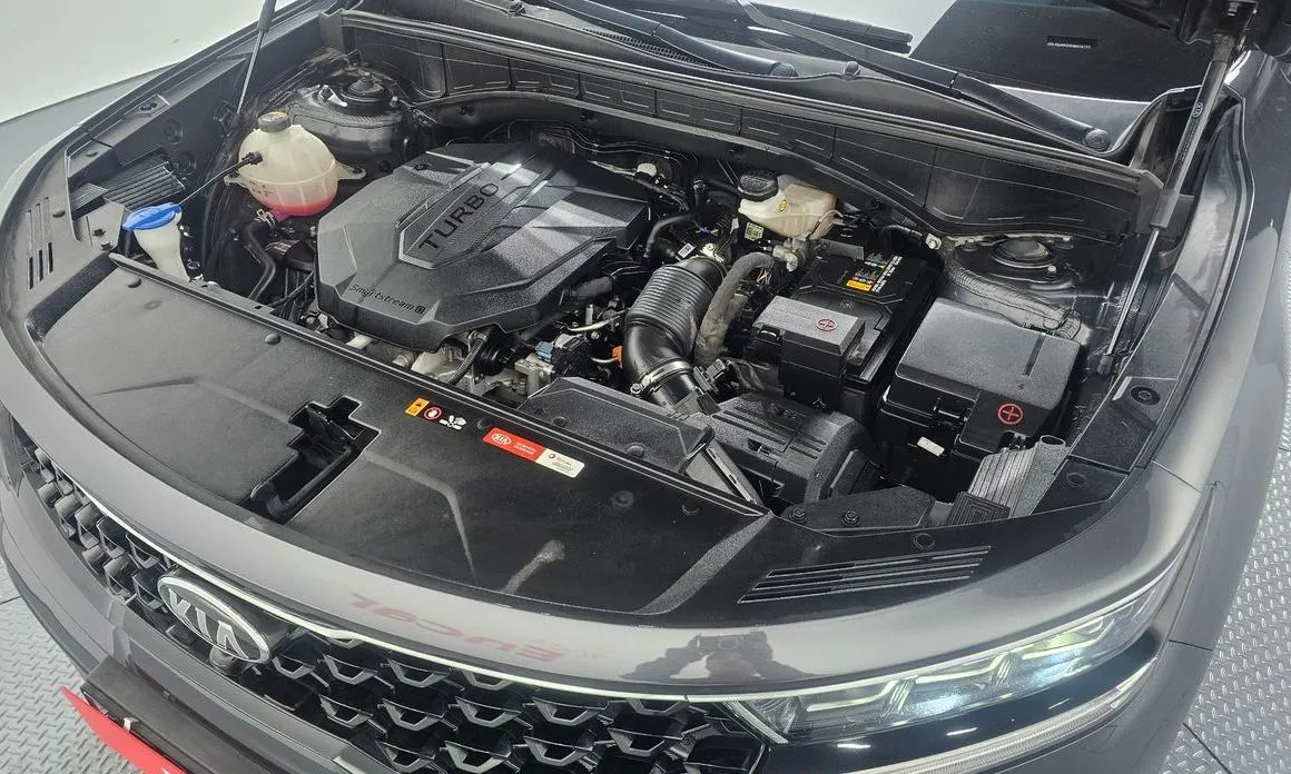 Kia Sorento — фото 7