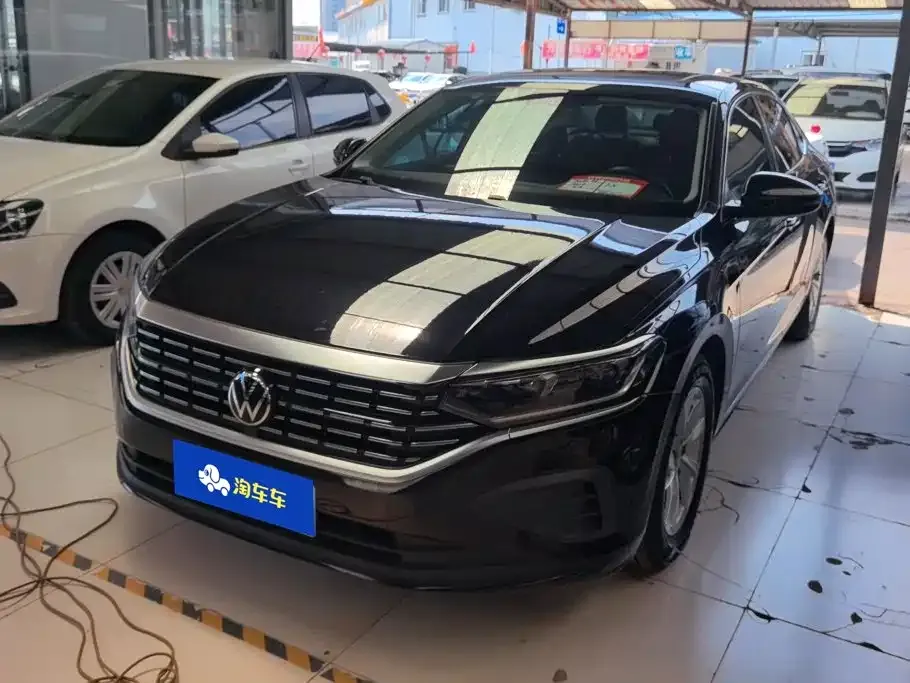Volkswagen Passat — фото 1