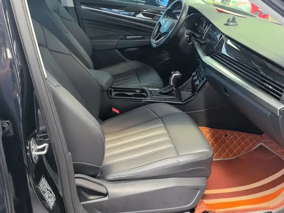 Volkswagen Passat — фото 6
