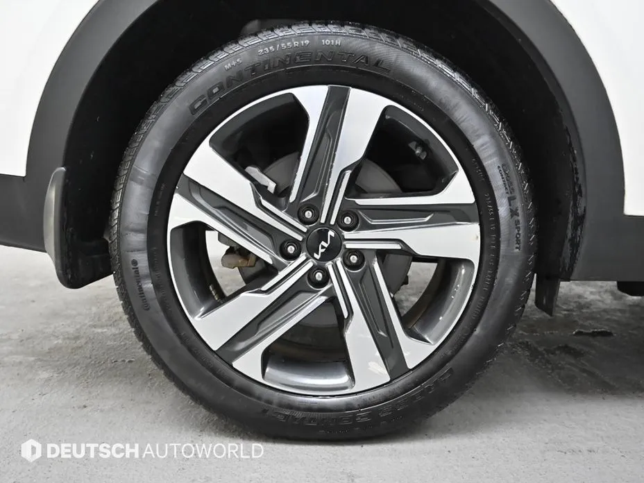 Kia Sorento — фото 8