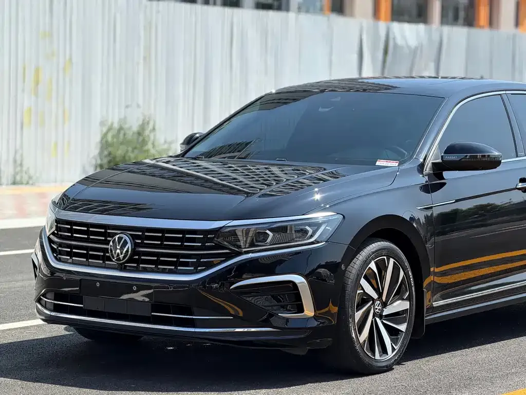 Volkswagen Passat — фото 9