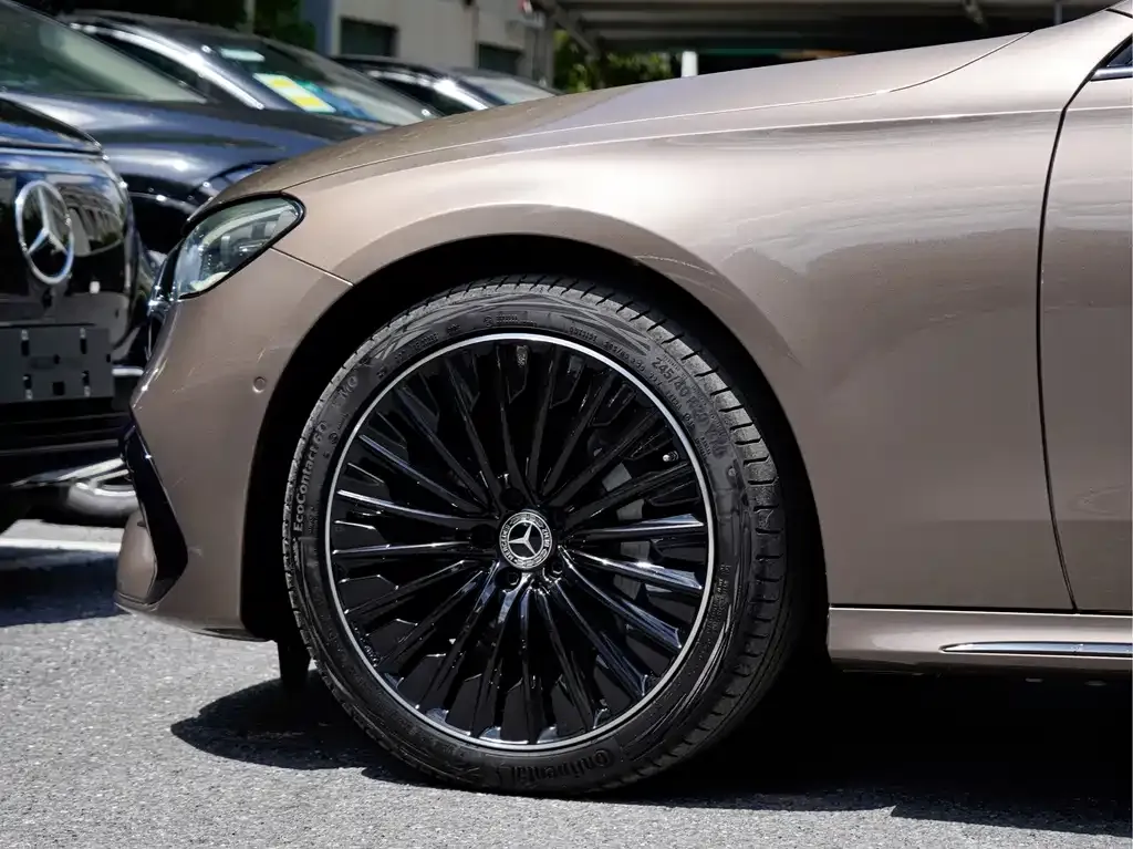 Mercedes-Benz E-Class (Import) — фото 9