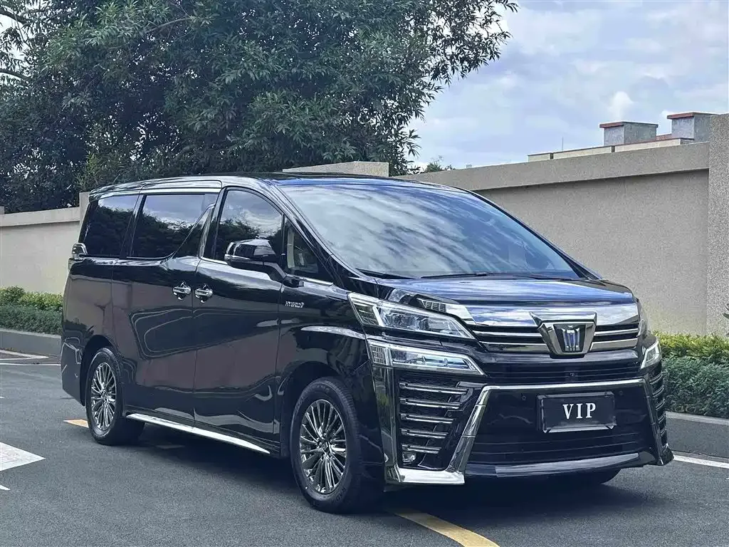 Toyota Vellfire — фото 6