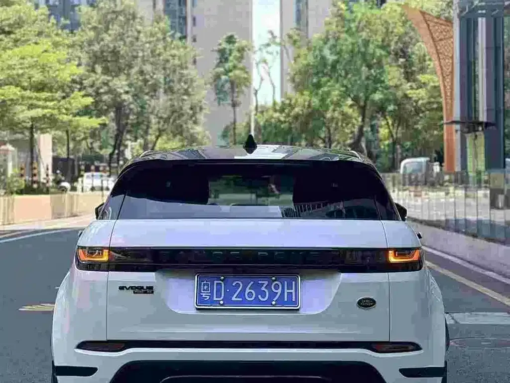 Land Rover Evoque — фото 7