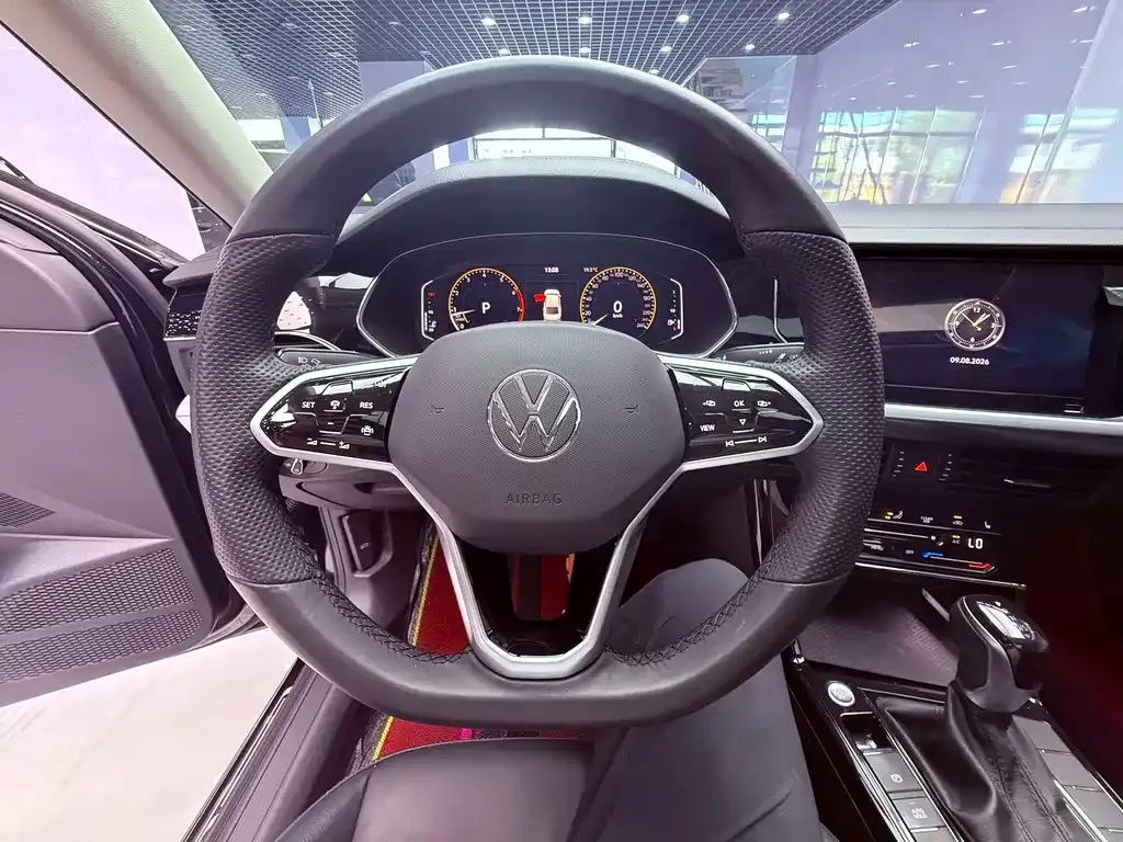 Volkswagen Passat — фото 9