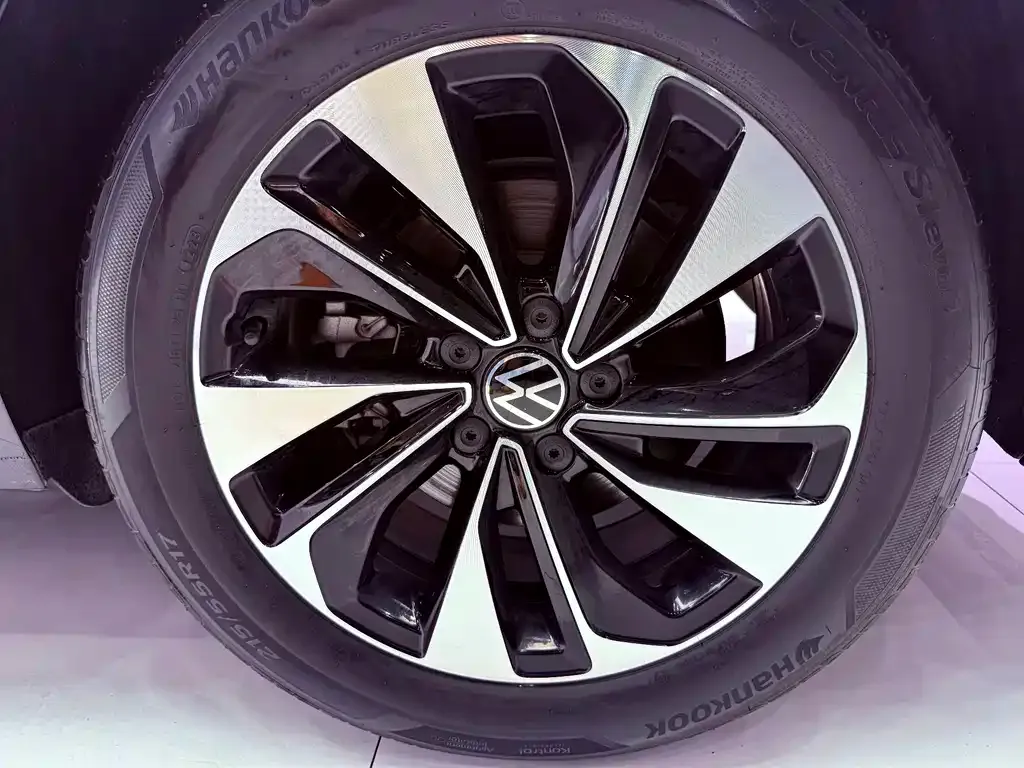 Volkswagen Passat — фото 5