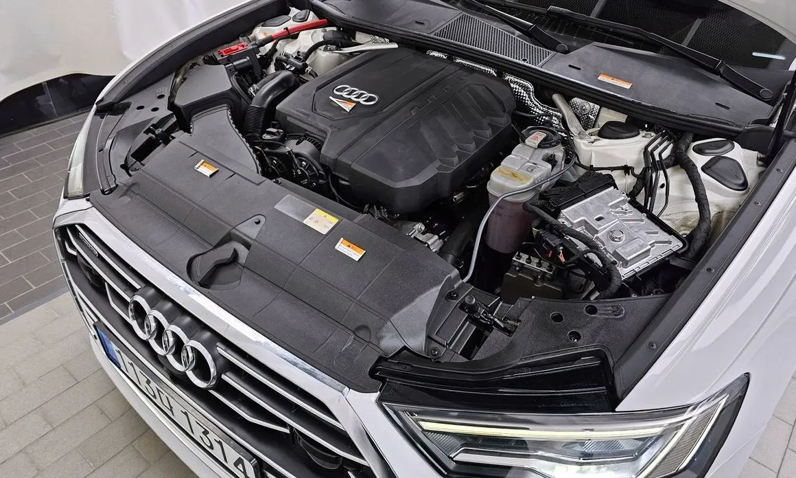 Audi A6 — фото 10