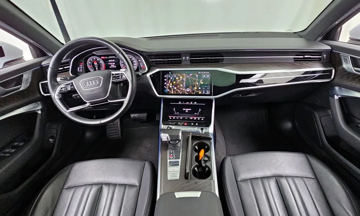Audi A6 — фото 8