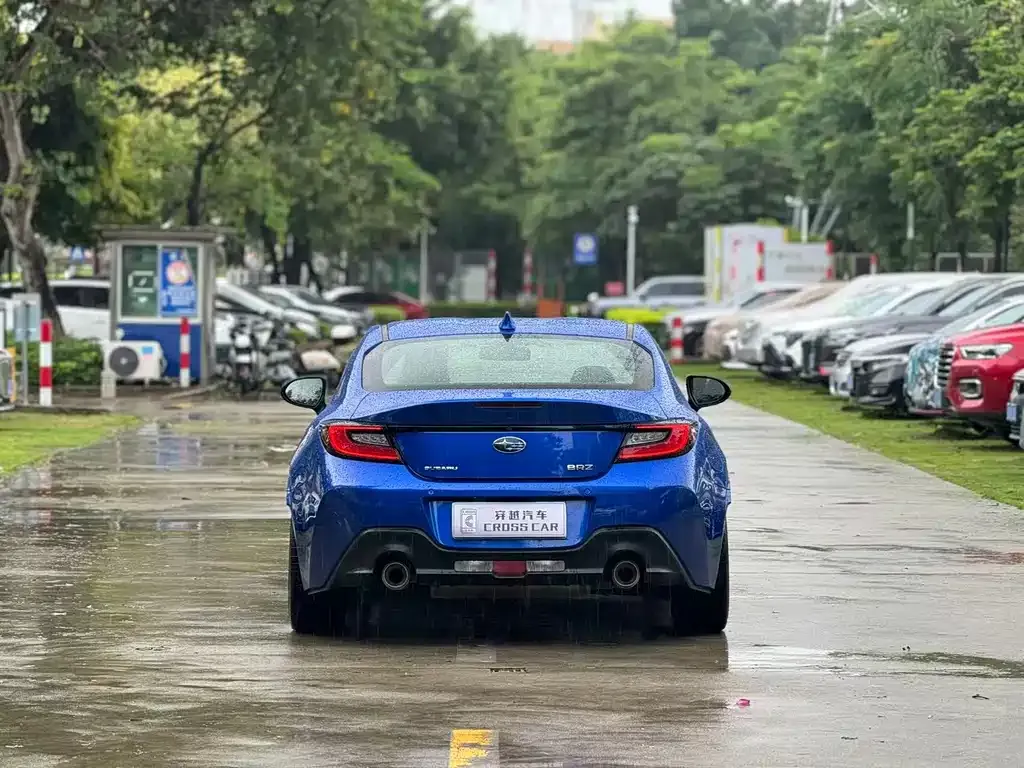 Subaru BRZ — фото 4
