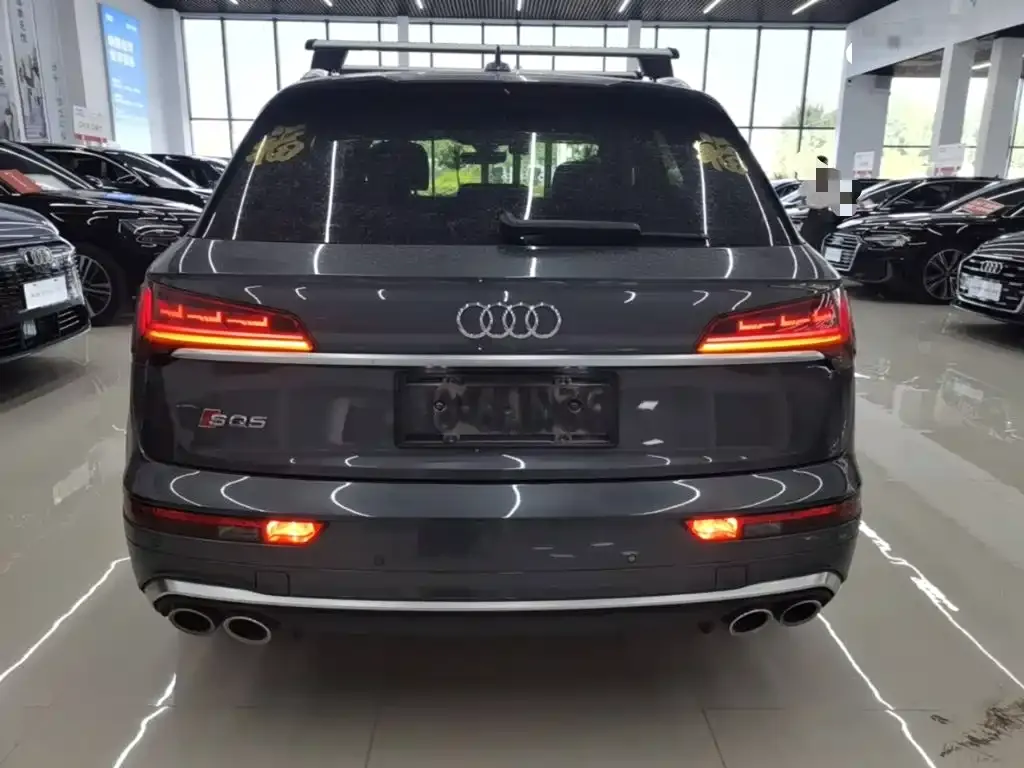 Audi SQ5 — фото 4