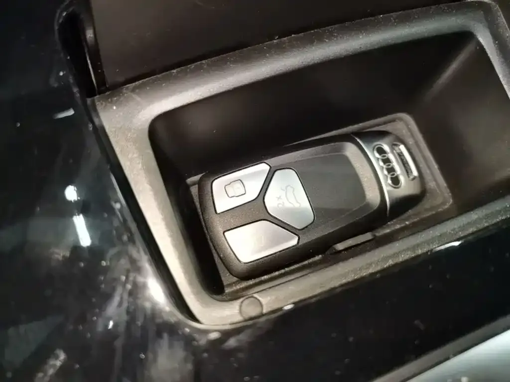 Audi SQ5 — фото 2