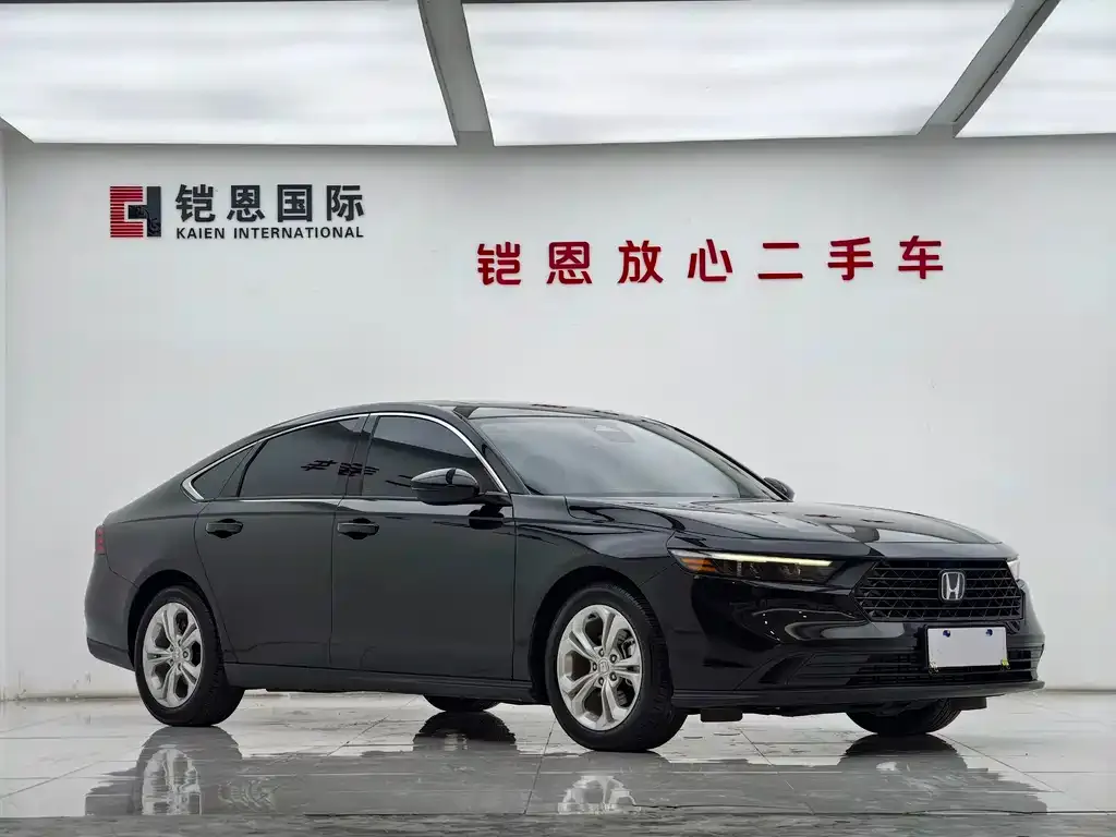 Honda Accord — фото 6