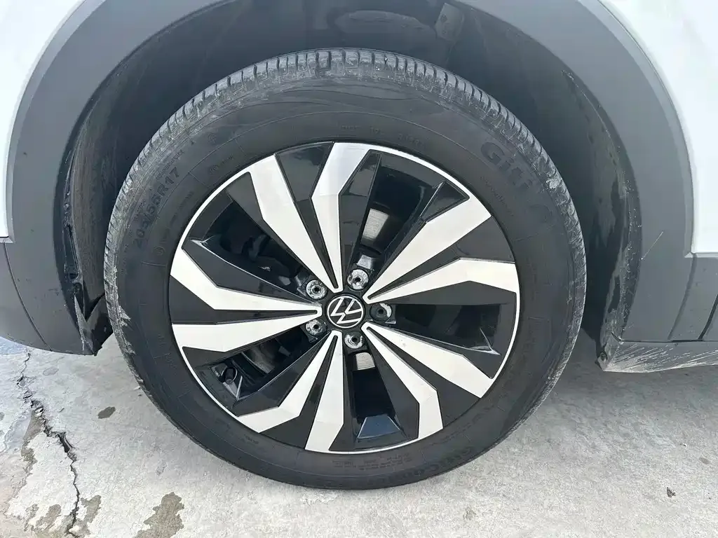 Volkswagen Tharu — фото 6